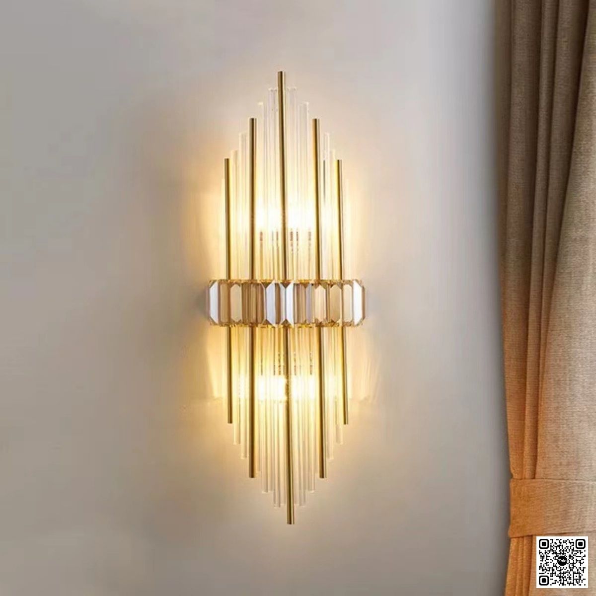 Thiết kế thanh pha lê xếp lớp cao cấp